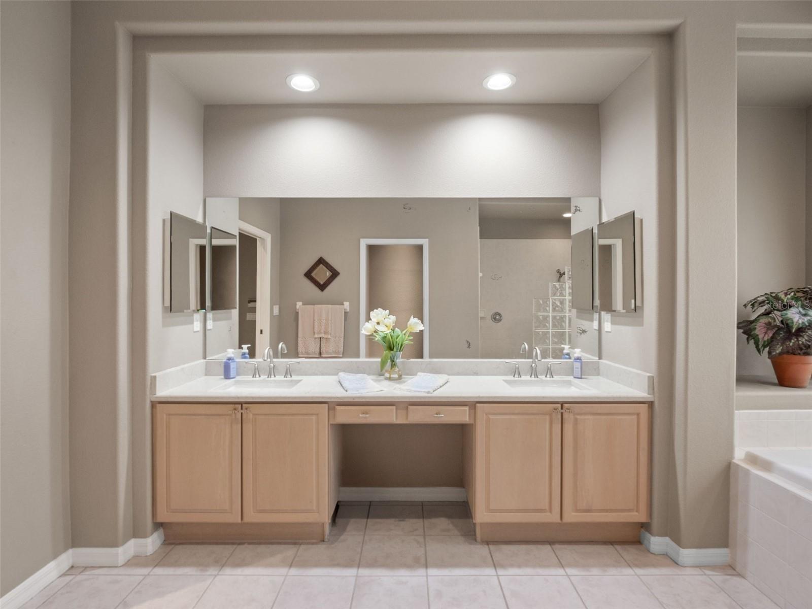 17422 HEATHER OAKS PL — photo 34