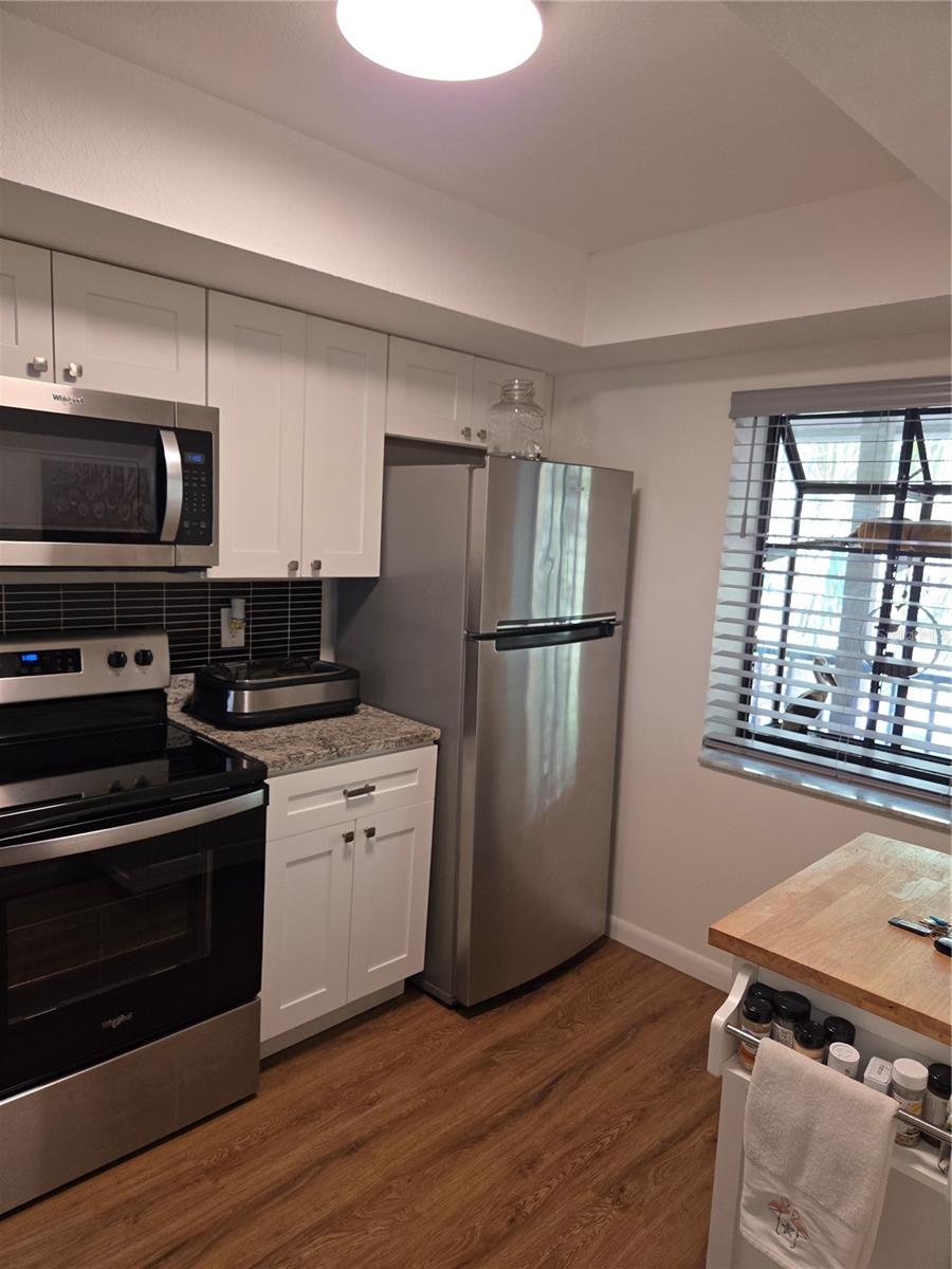 4416 SPICEWOOD DR #J — photo 10