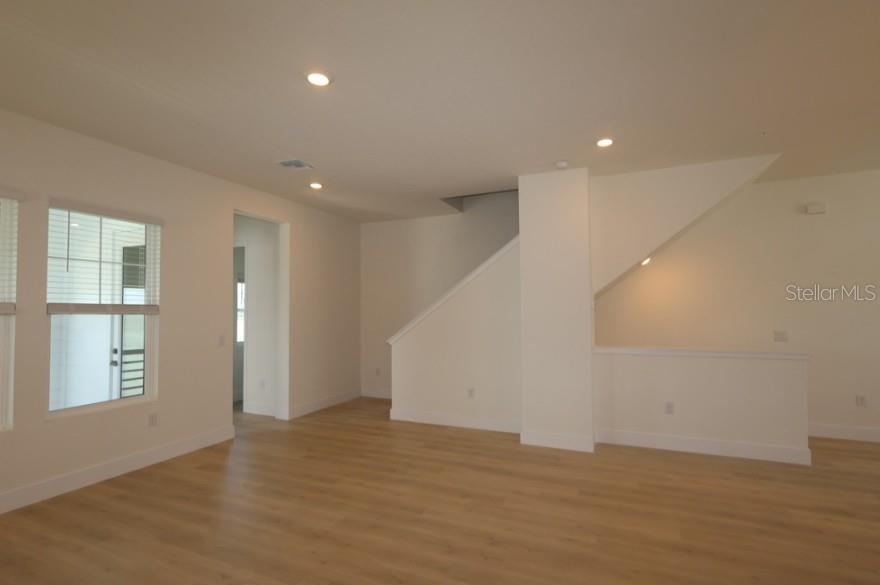 1650 SPRINGWELL LN — photo 12