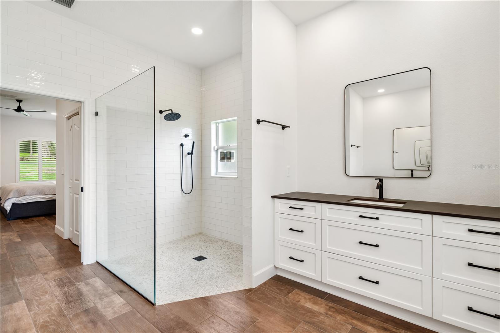 12649 OAK HOLLOW CT — photo 35