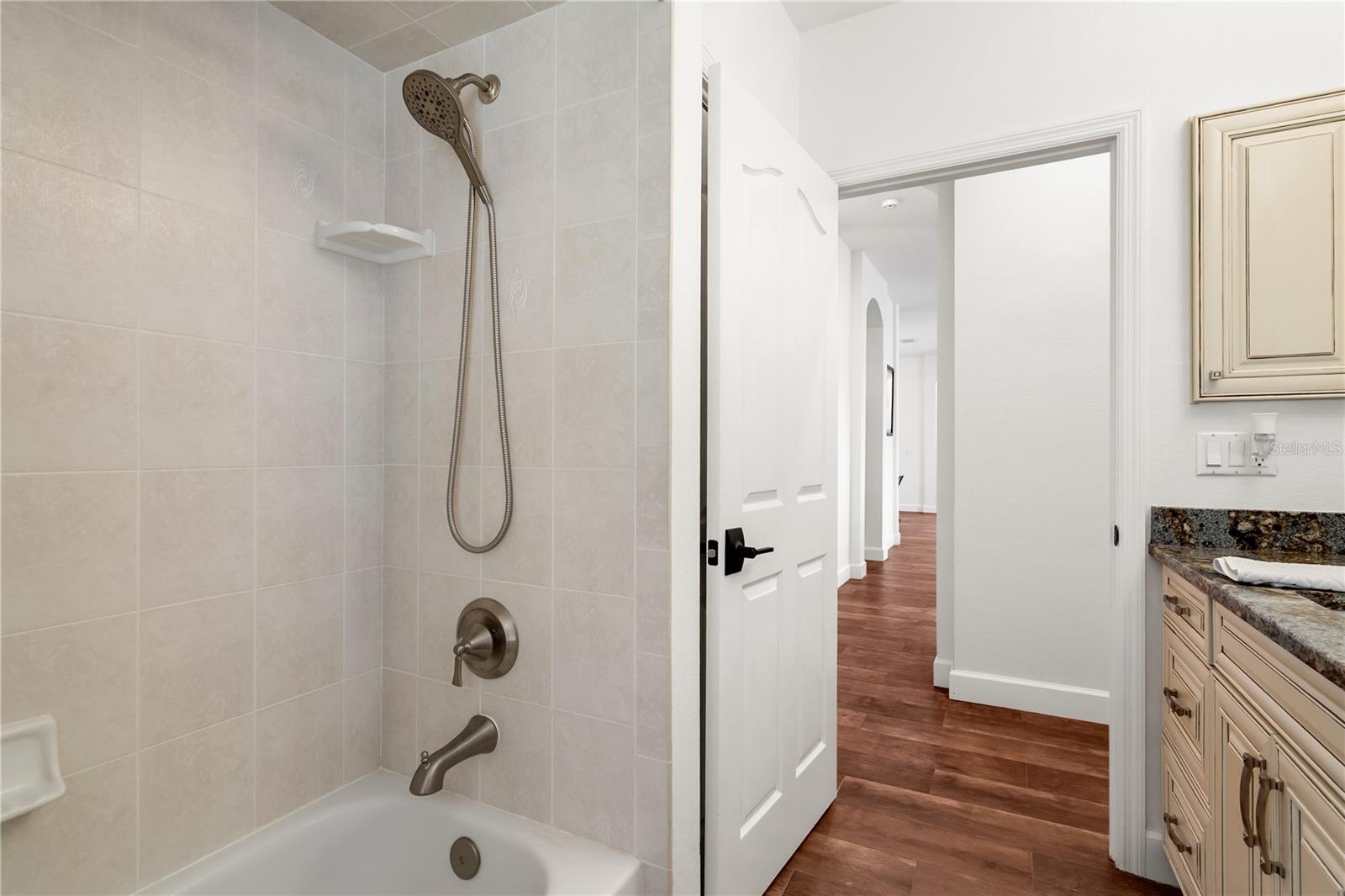 12649 OAK HOLLOW CT — photo 42