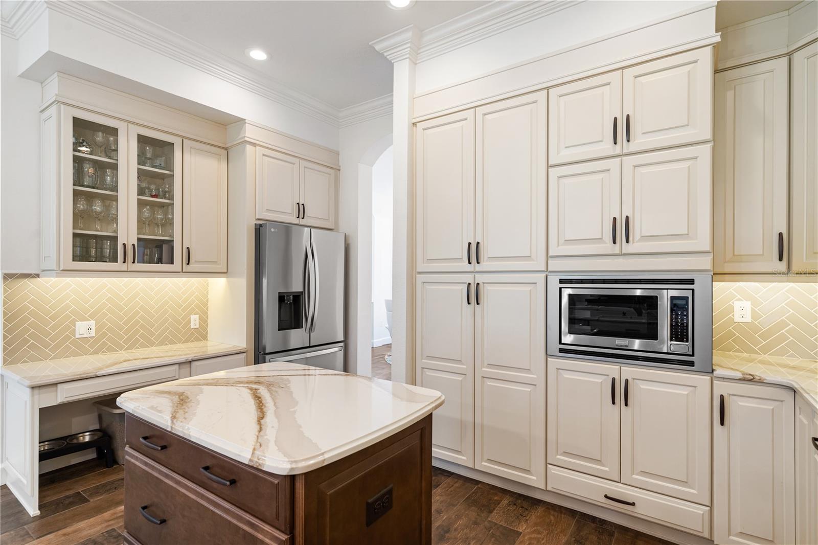 12649 OAK HOLLOW CT — photo 17