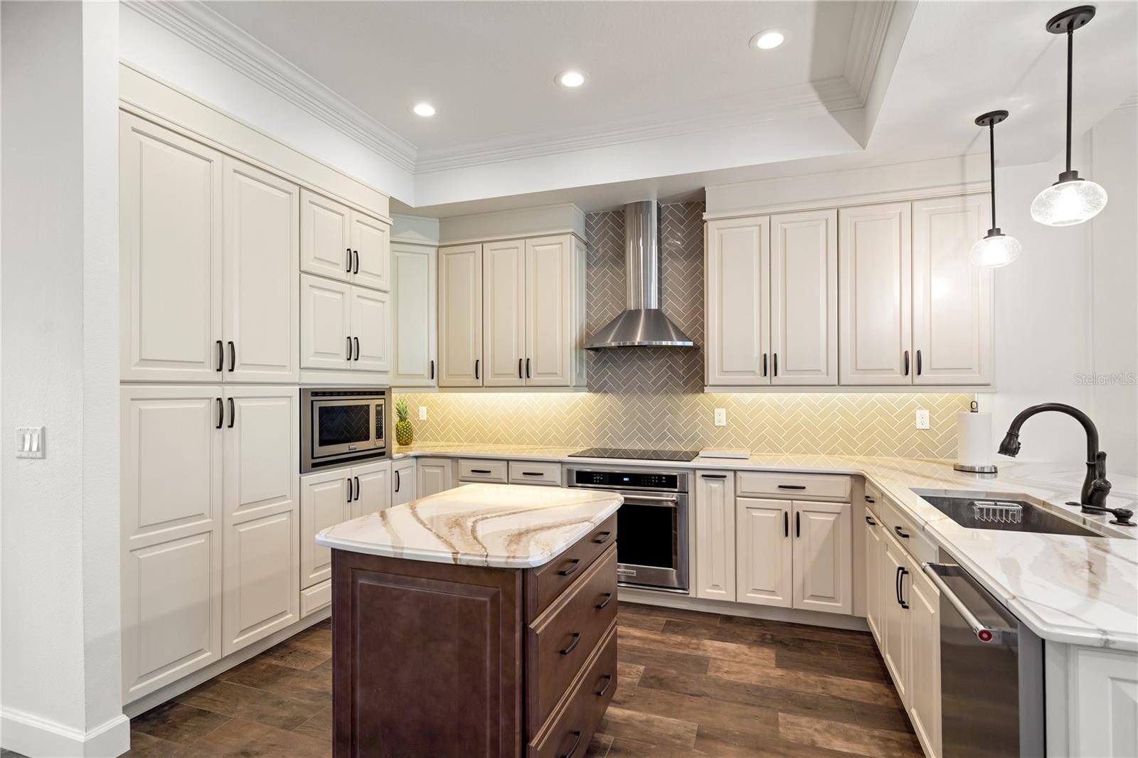 12649 OAK HOLLOW CT — photo 15