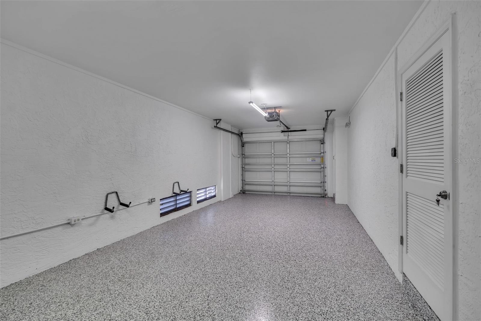 848 EVERGREEN WAY — photo 63