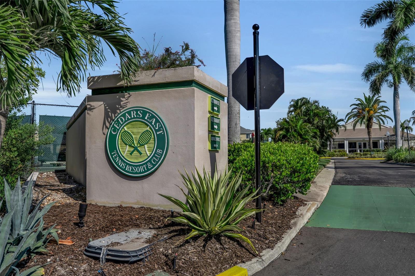 848 EVERGREEN WAY — photo 65