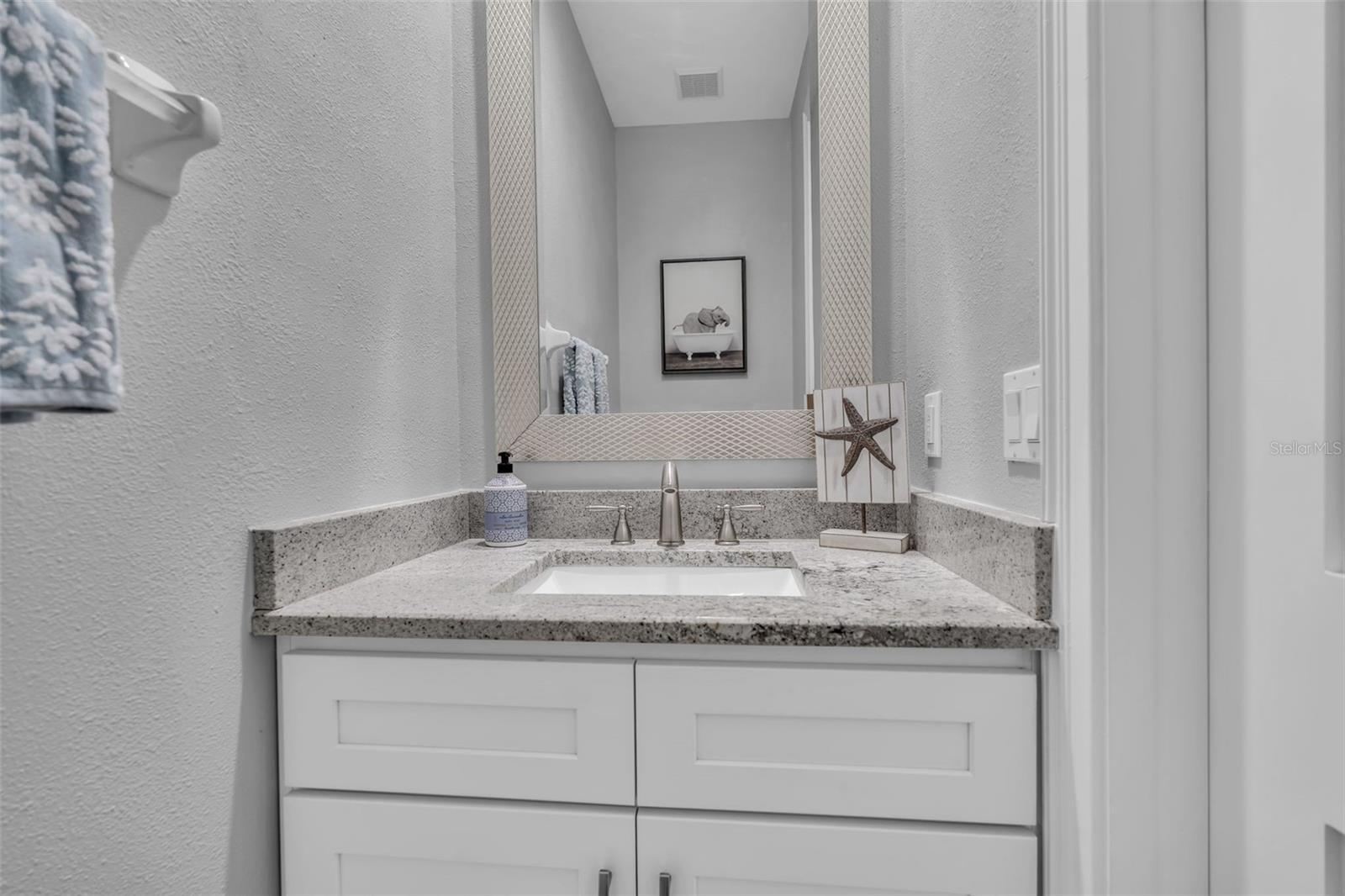 848 EVERGREEN WAY — photo 13