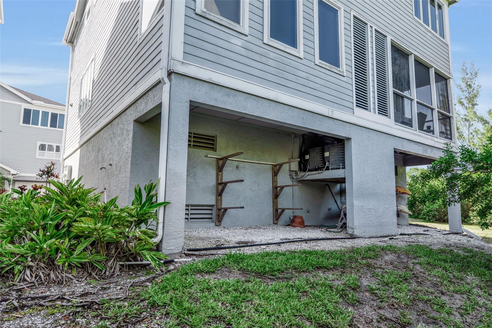 848 EVERGREEN WAY — photo 36