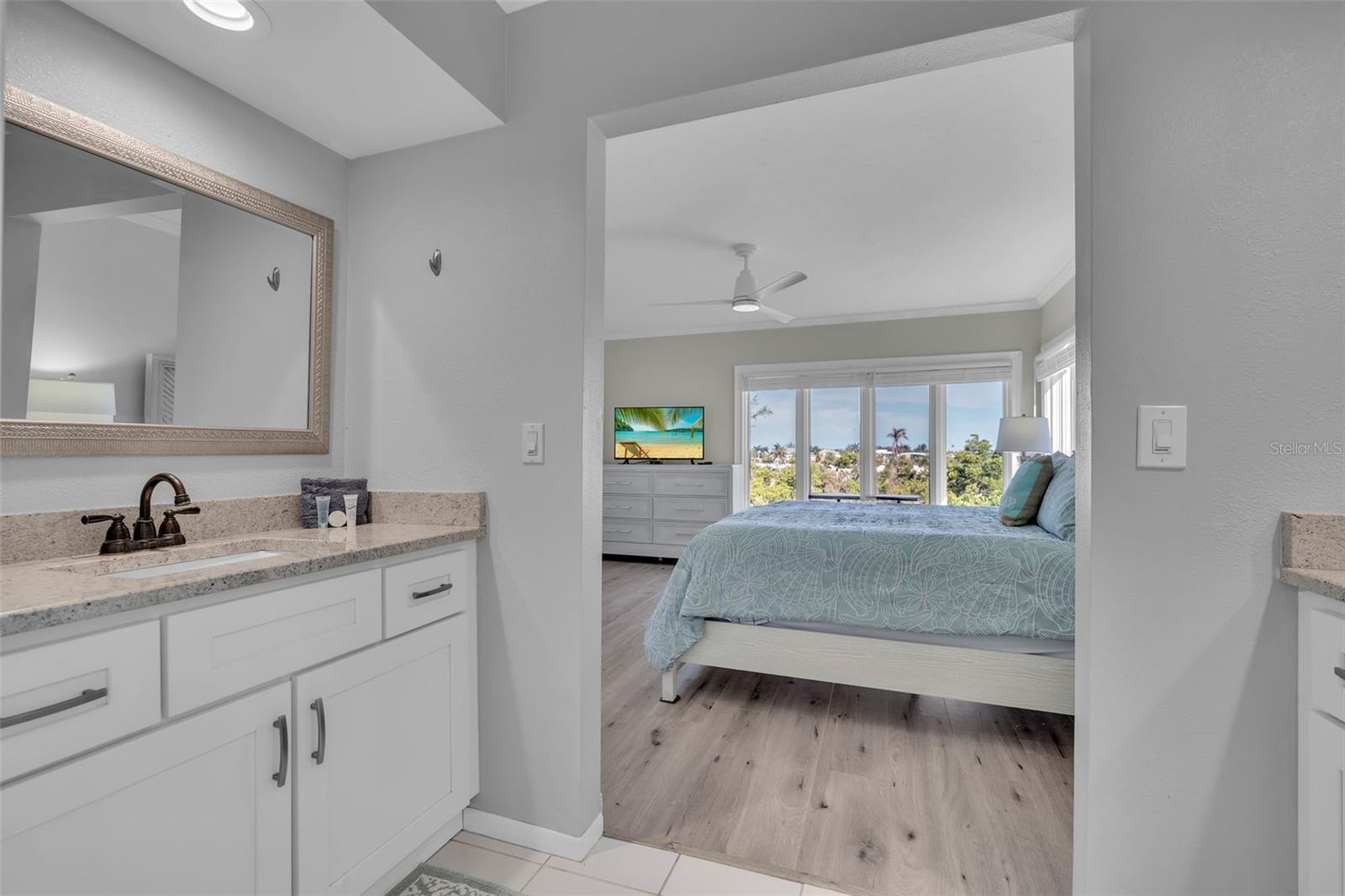 848 EVERGREEN WAY — photo 19