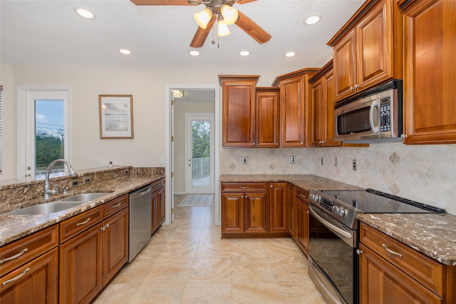 3020 SHEPPARDS CROOK CT — photo 8