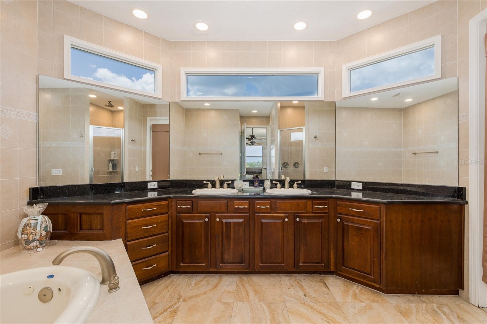 3020 SHEPPARDS CROOK CT — photo 17