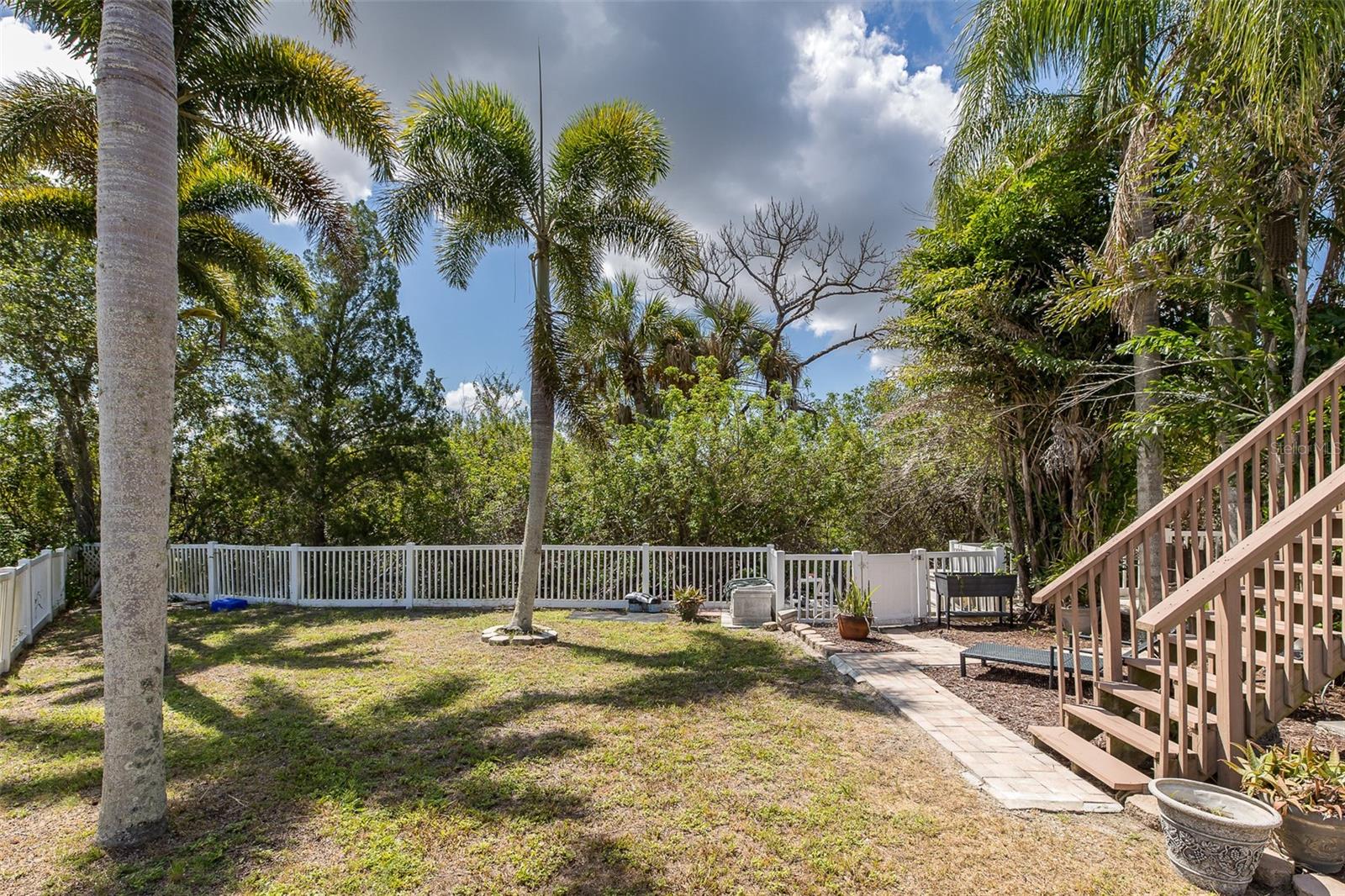 3020 SHEPPARDS CROOK CT — photo 36