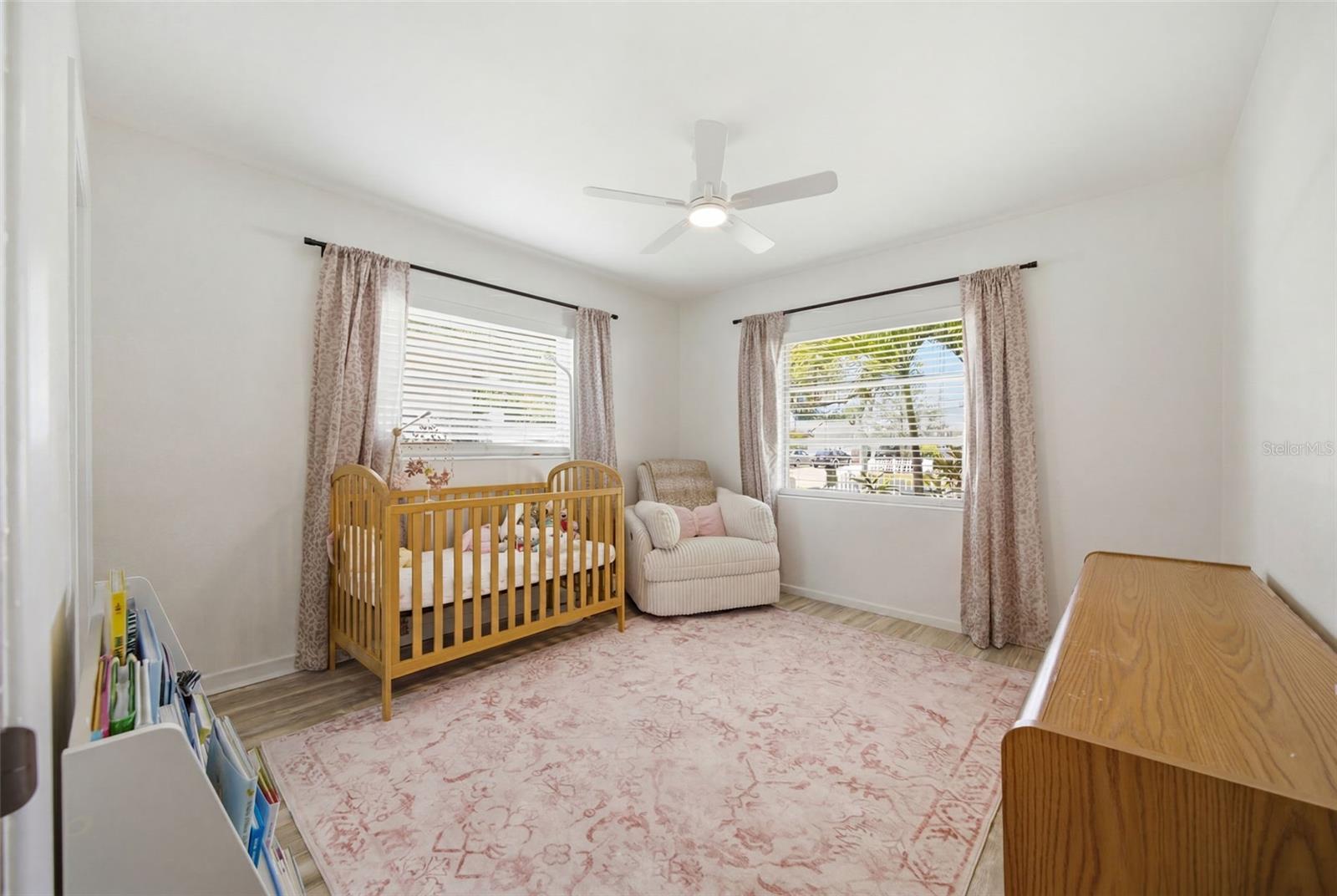 1023 GRANADA ST — photo 21