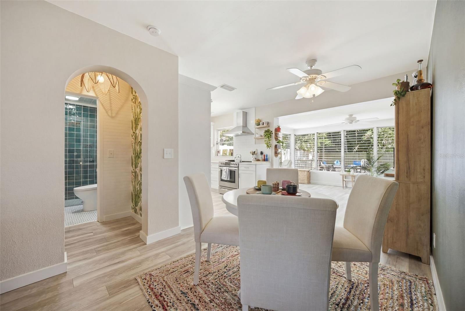 1023 GRANADA ST — photo 16
