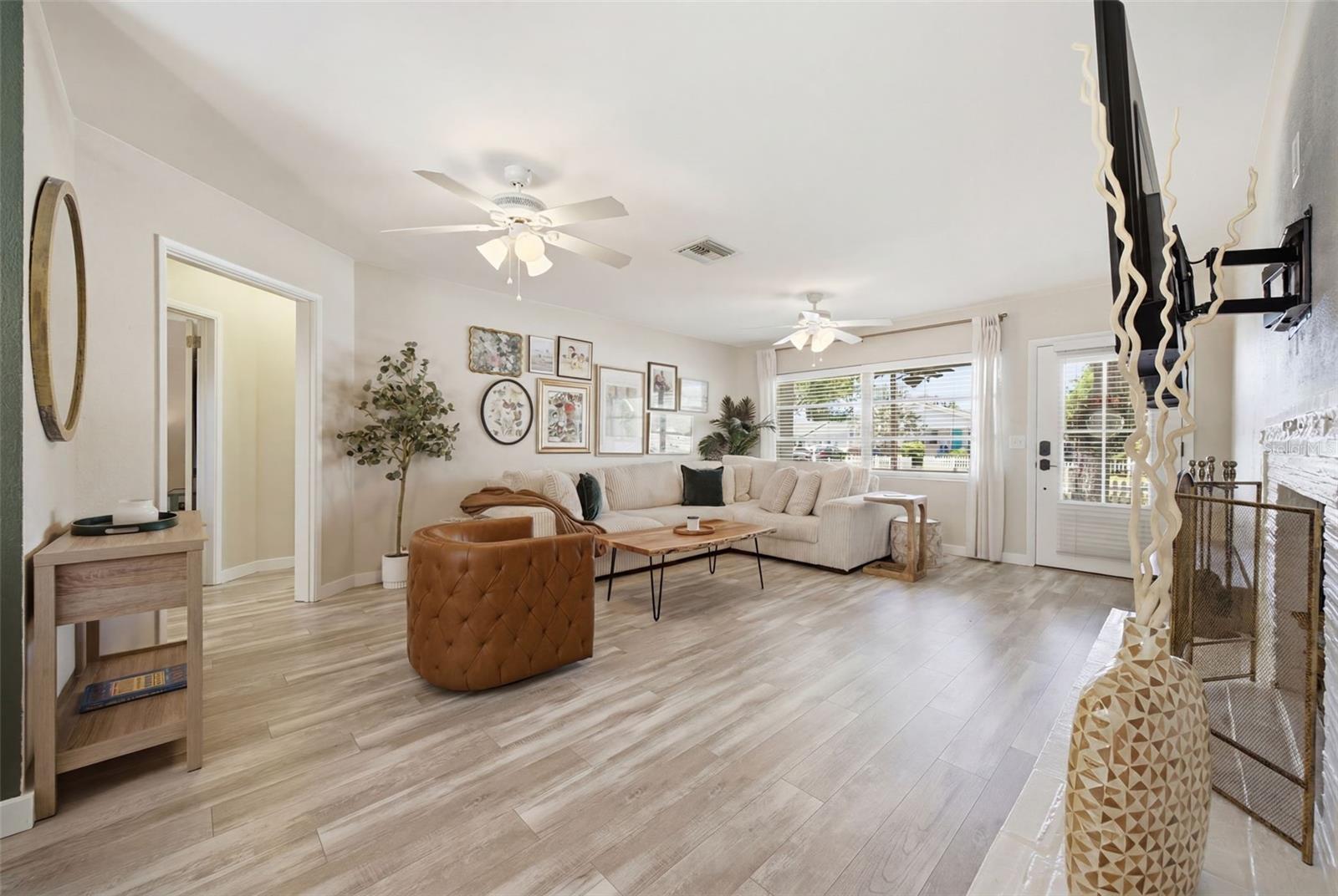 1023 GRANADA ST — photo 9