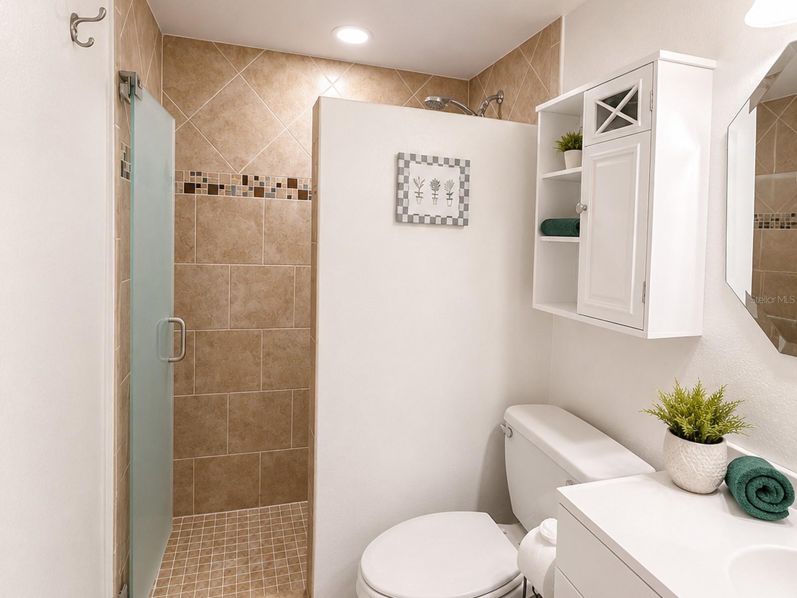 2117 LAKEWOOD CLUB DR S #7-N — photo 34