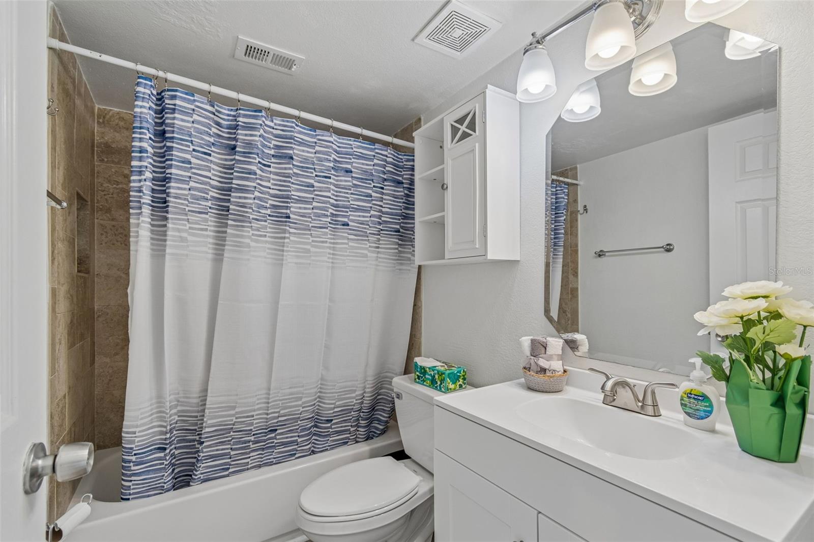 2117 LAKEWOOD CLUB DR S #7-N — photo 50