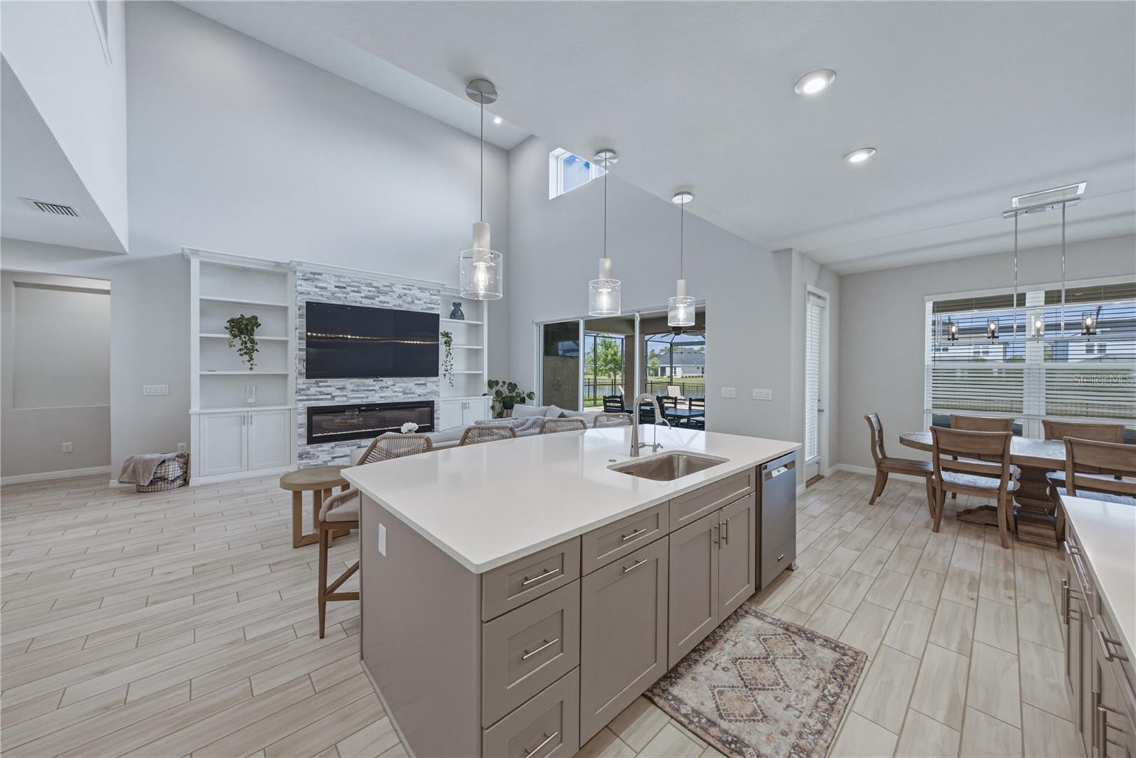 6978 BRADBURY CIR — photo 18