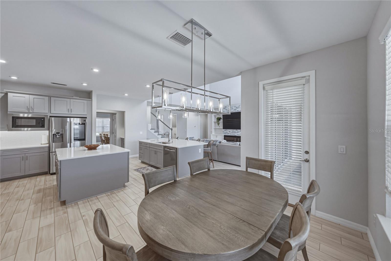 6978 BRADBURY CIR — photo 24