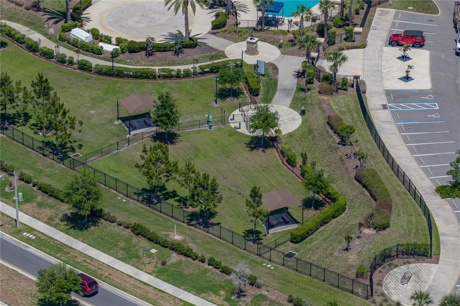 6978 BRADBURY CIR — photo 92