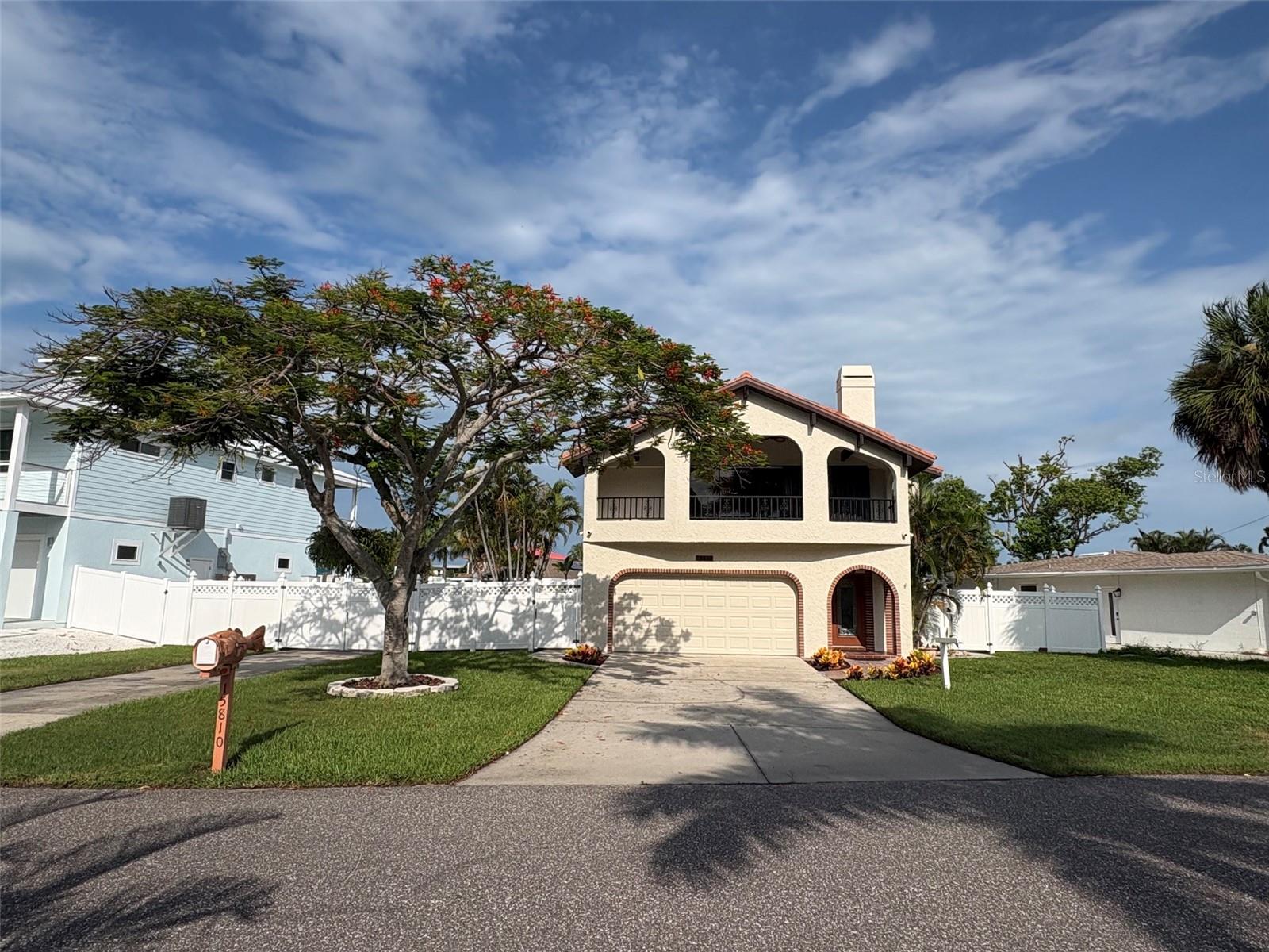 15810 REDINGTON DR — photo 4