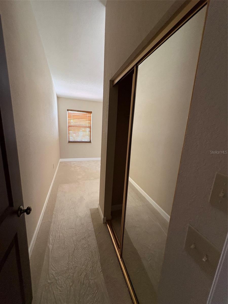 15810 REDINGTON DR — photo 19