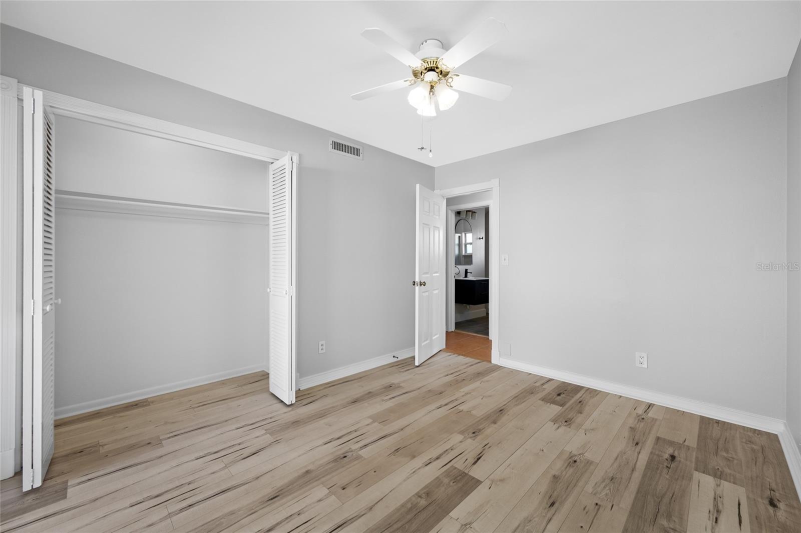 5056 42ND ST S — photo 31