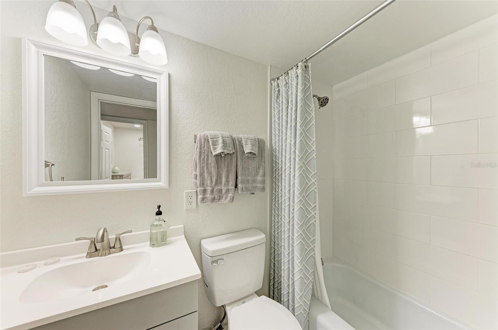 6470 HOLLYWOOD BLVD #307 — photo 31