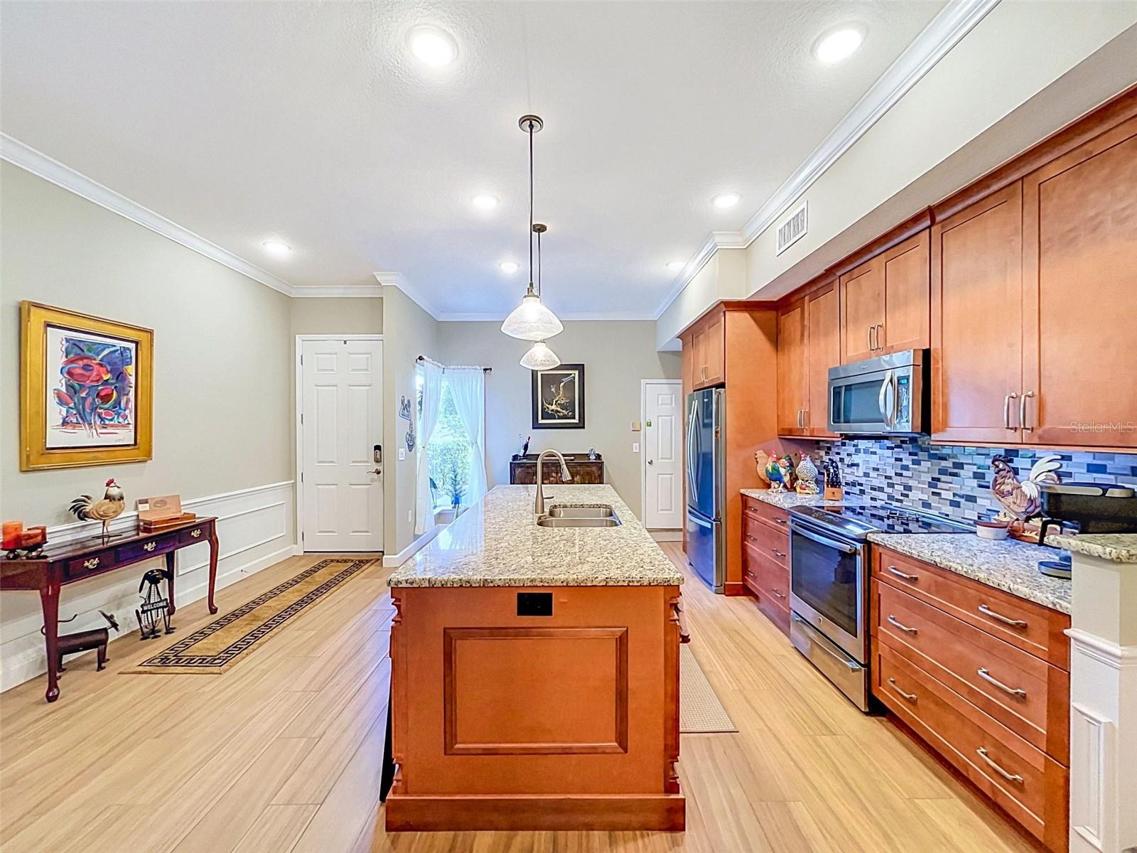 1722 ARABIAN LN — photo 11