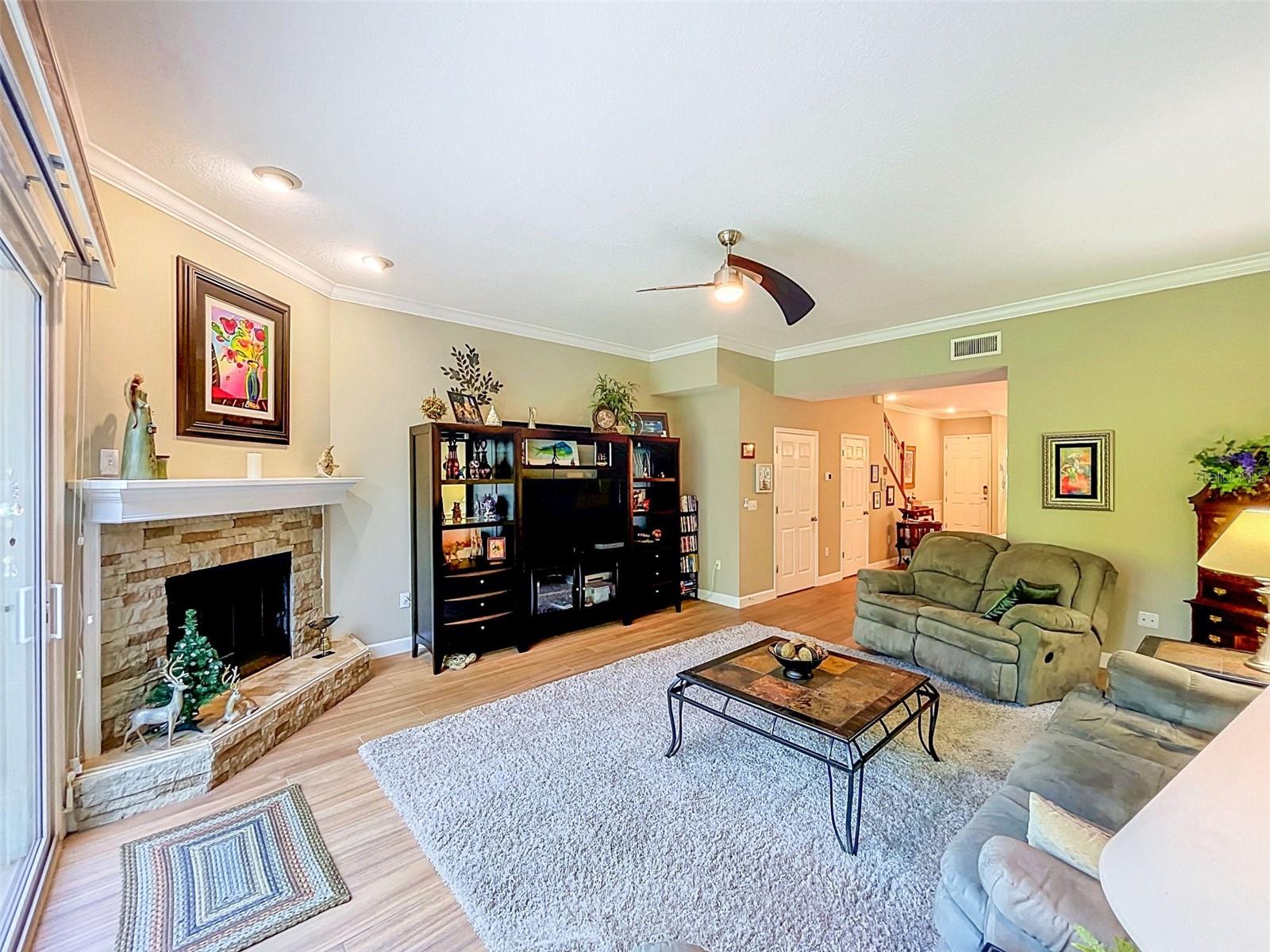 1722 ARABIAN LN — photo 5