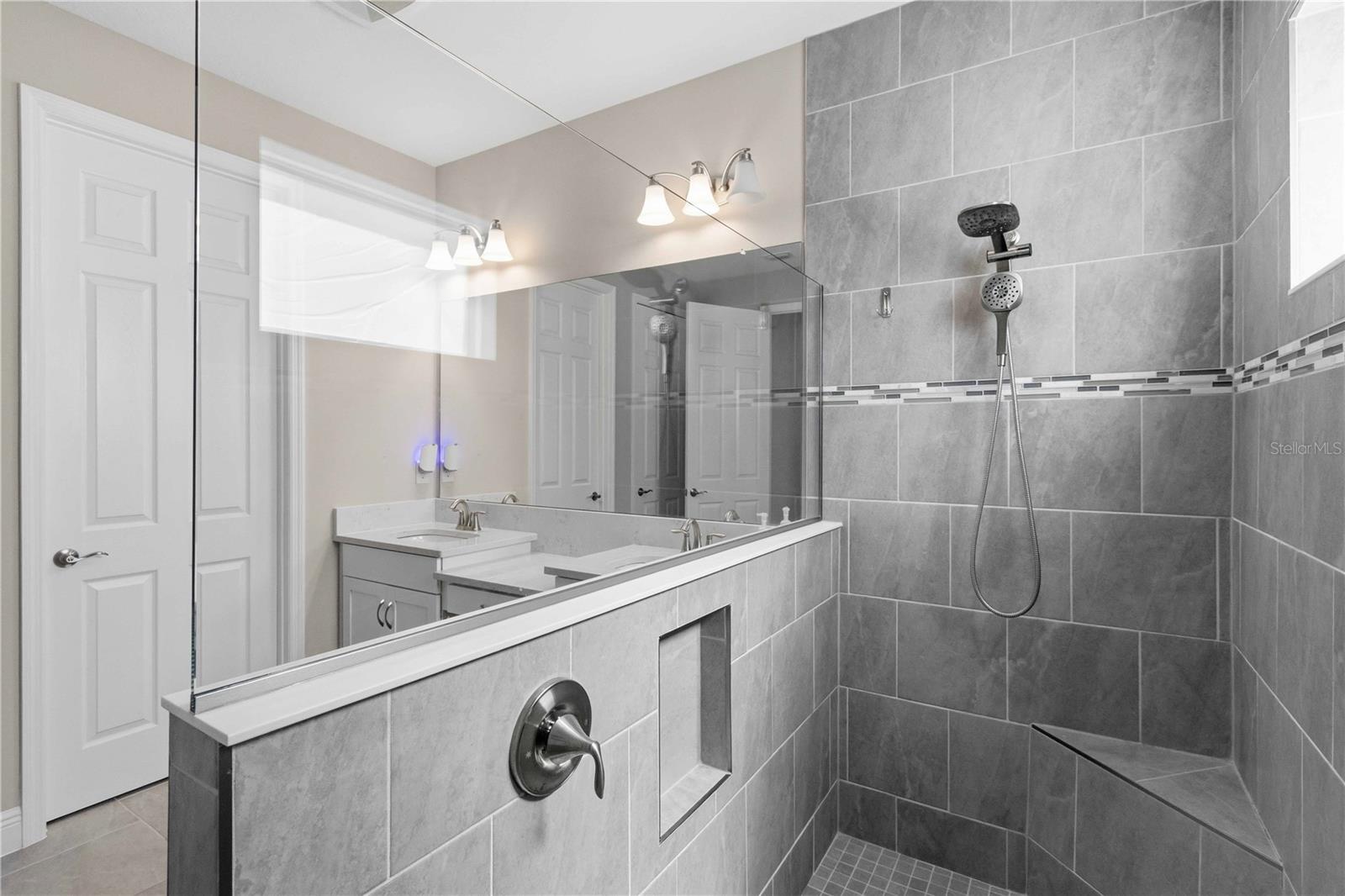 7526 PARADISO DR — photo 16