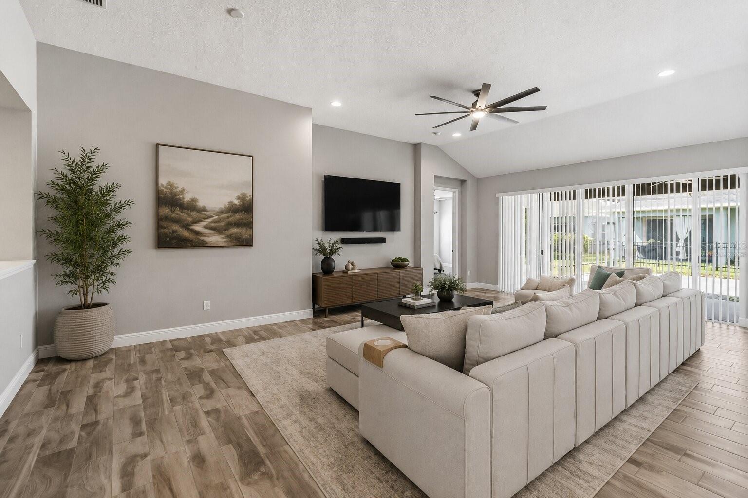 7526 PARADISO DR — photo 6
