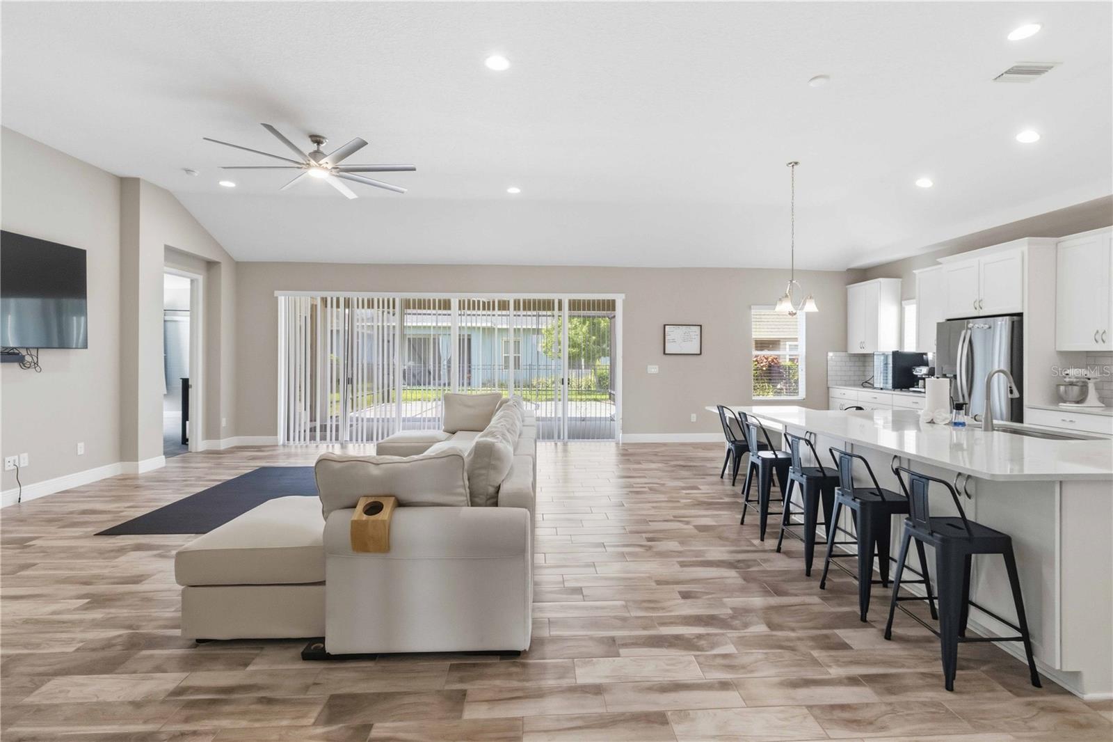 7526 PARADISO DR — photo 5
