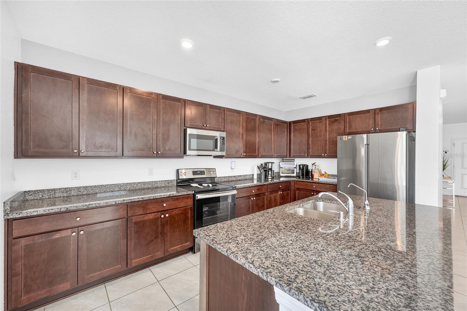 6938 SHELBY LYNN WAY — photo 30