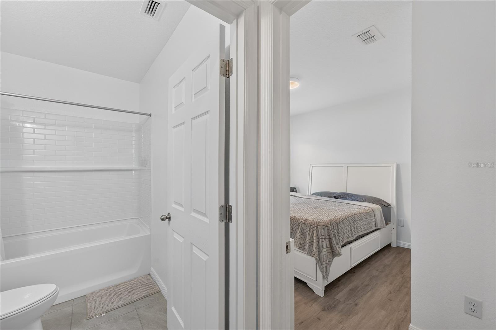 6938 SHELBY LYNN WAY — photo 38