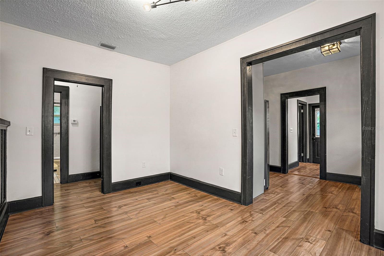 2111 BURLINGTON AVE N — photo 17