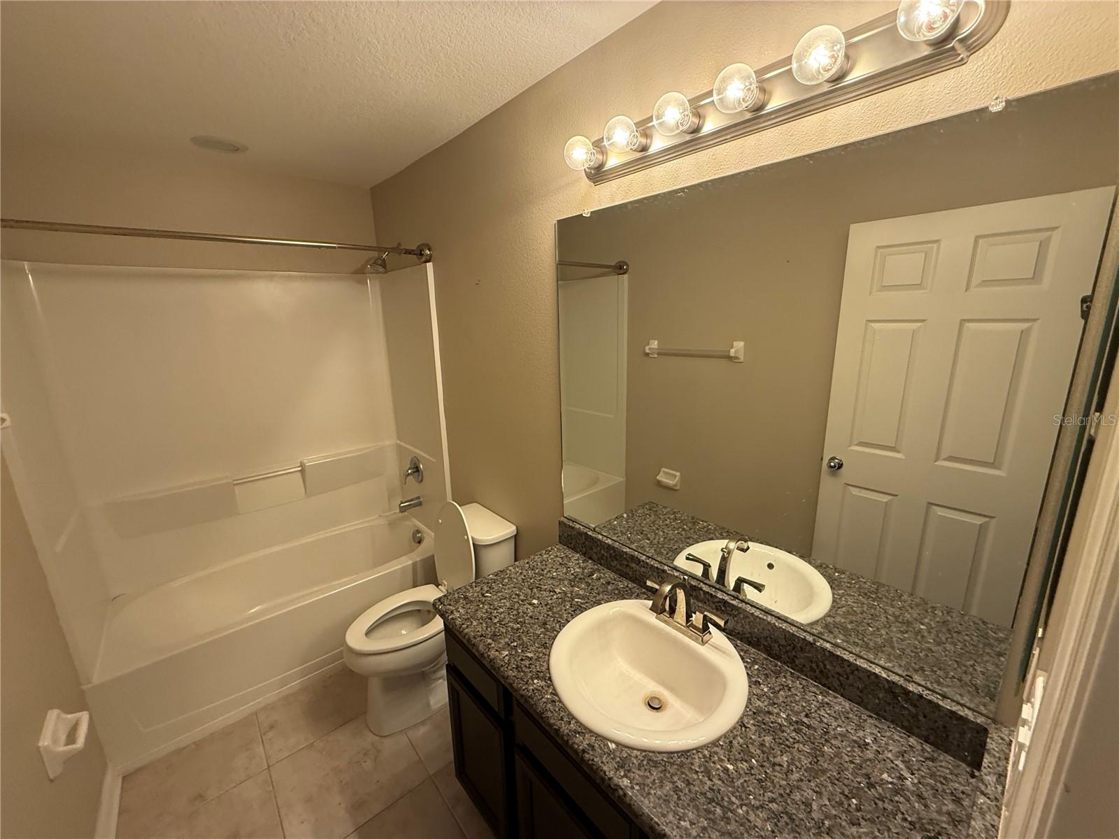 6629 HOLLY HEATH DR — photo 13