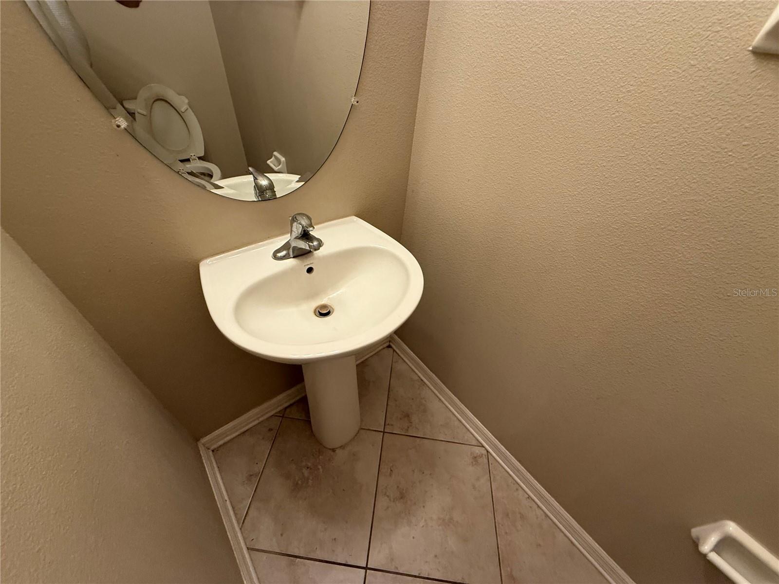 6629 HOLLY HEATH DR — photo 6
