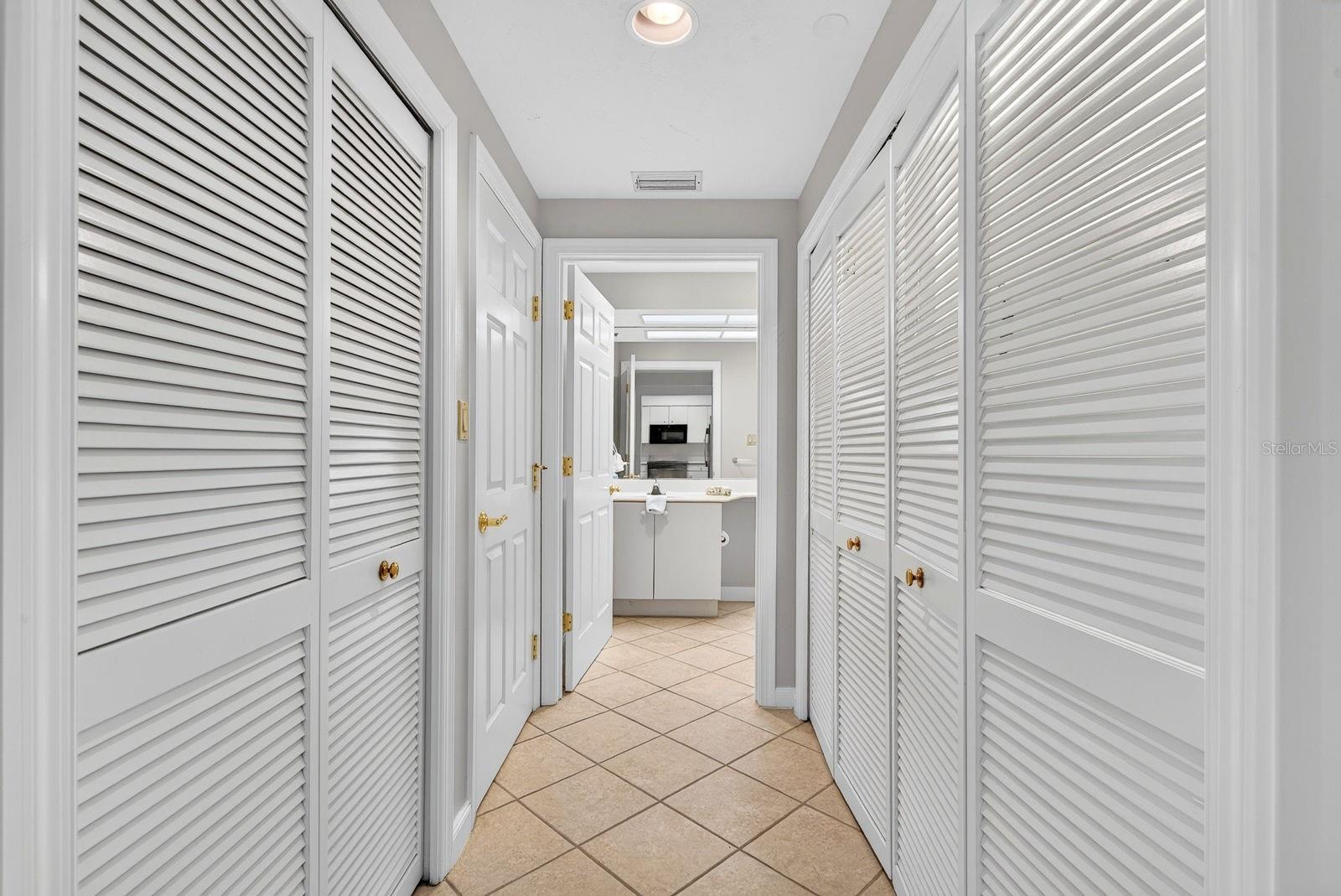 3731 SARASOTA SQUARE BLVD #205D — photo 28