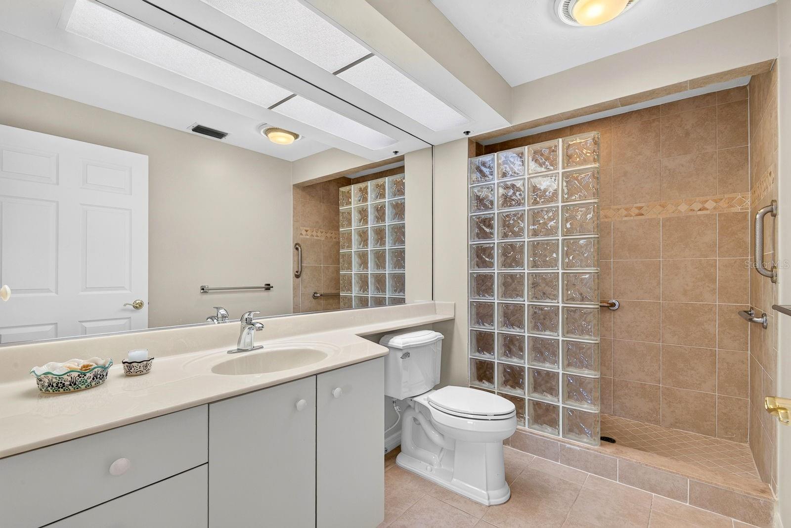3731 SARASOTA SQUARE BLVD #205D — photo 14