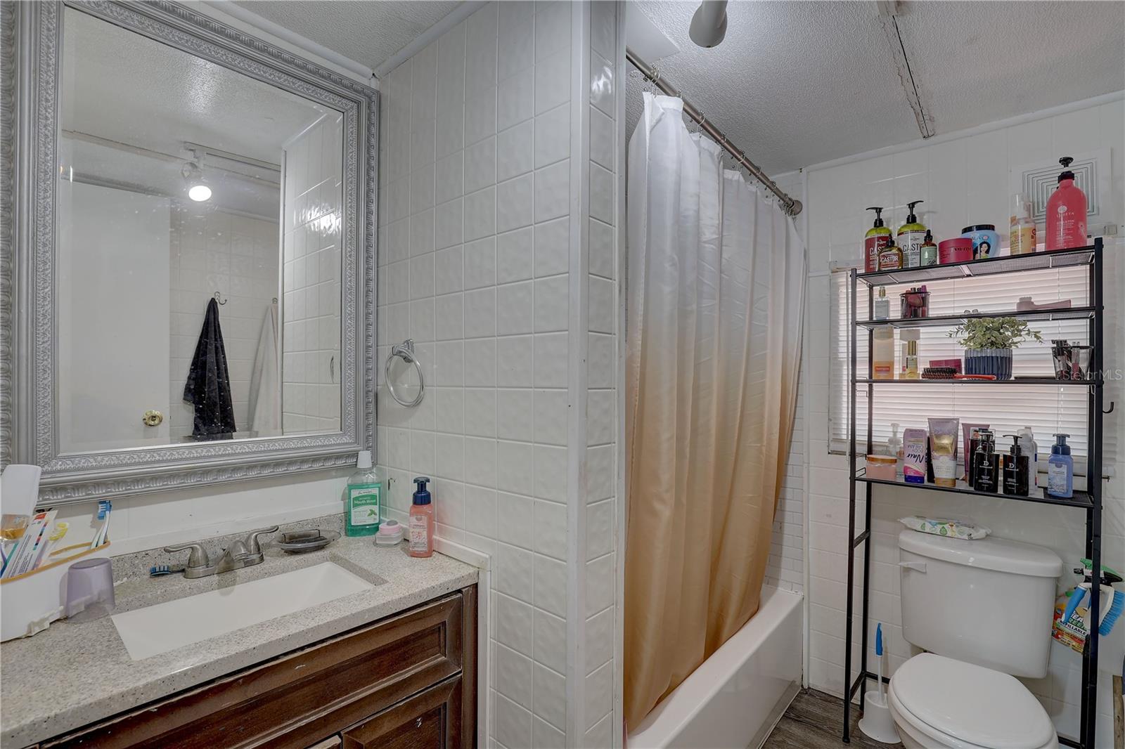 9501 ESTELLE ST — photo 48