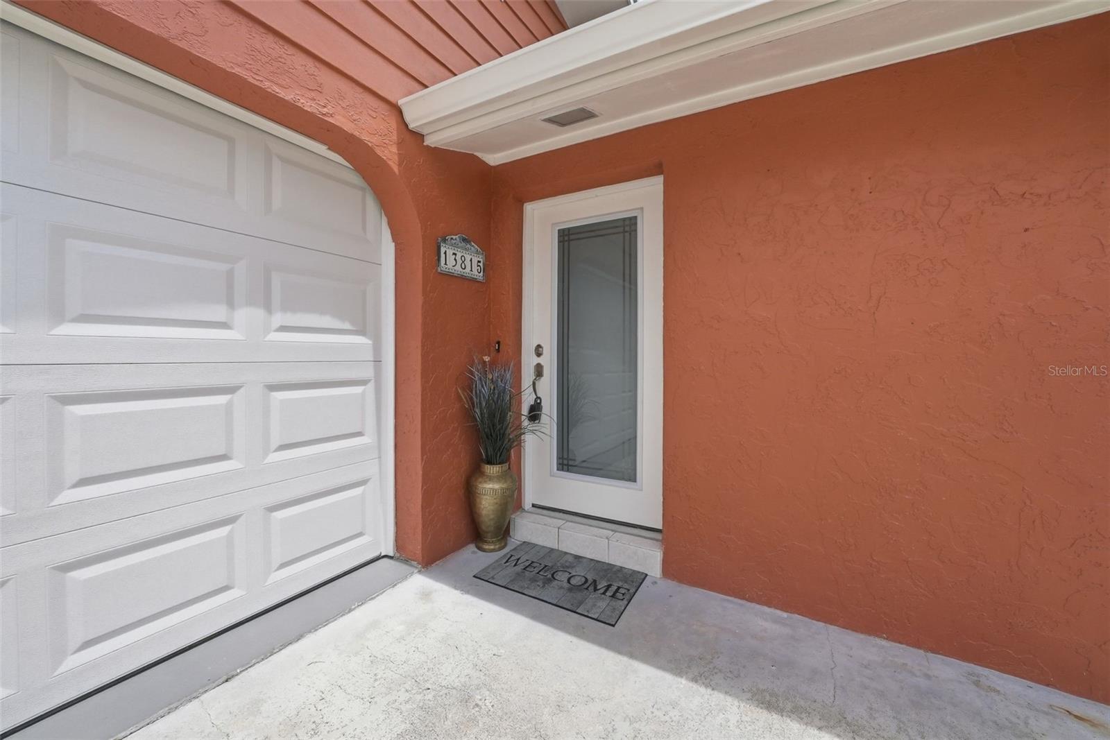 13815 PLUMOSA AVE — photo 4