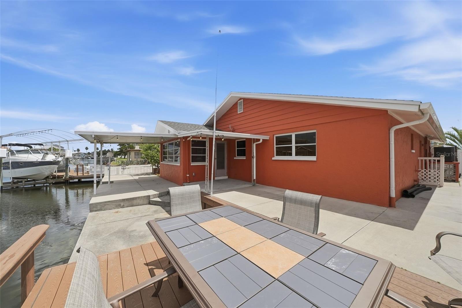 13815 PLUMOSA AVE — photo 27