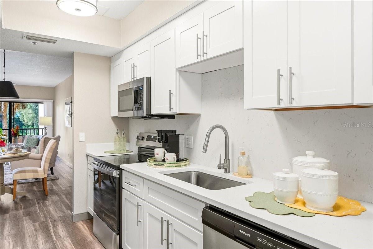 4540 BEE RIDGE RD #175 — photo 9