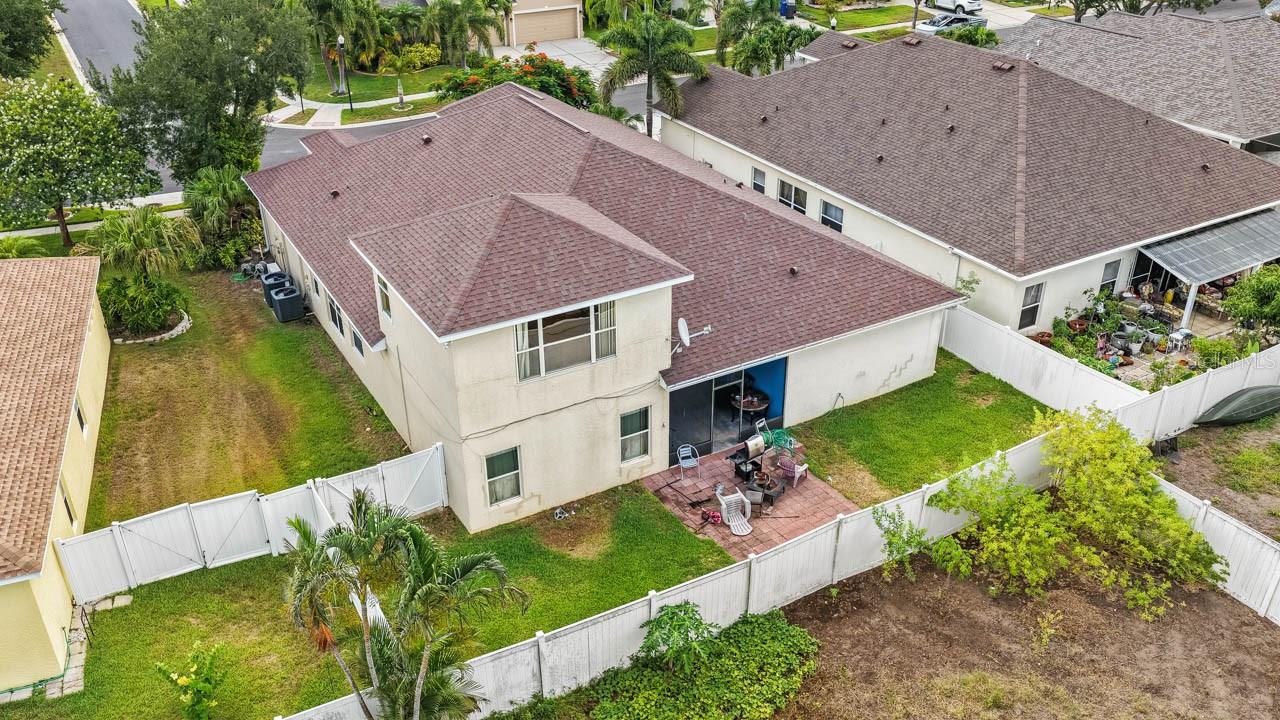 444 YORK DALE DR — photo 25
