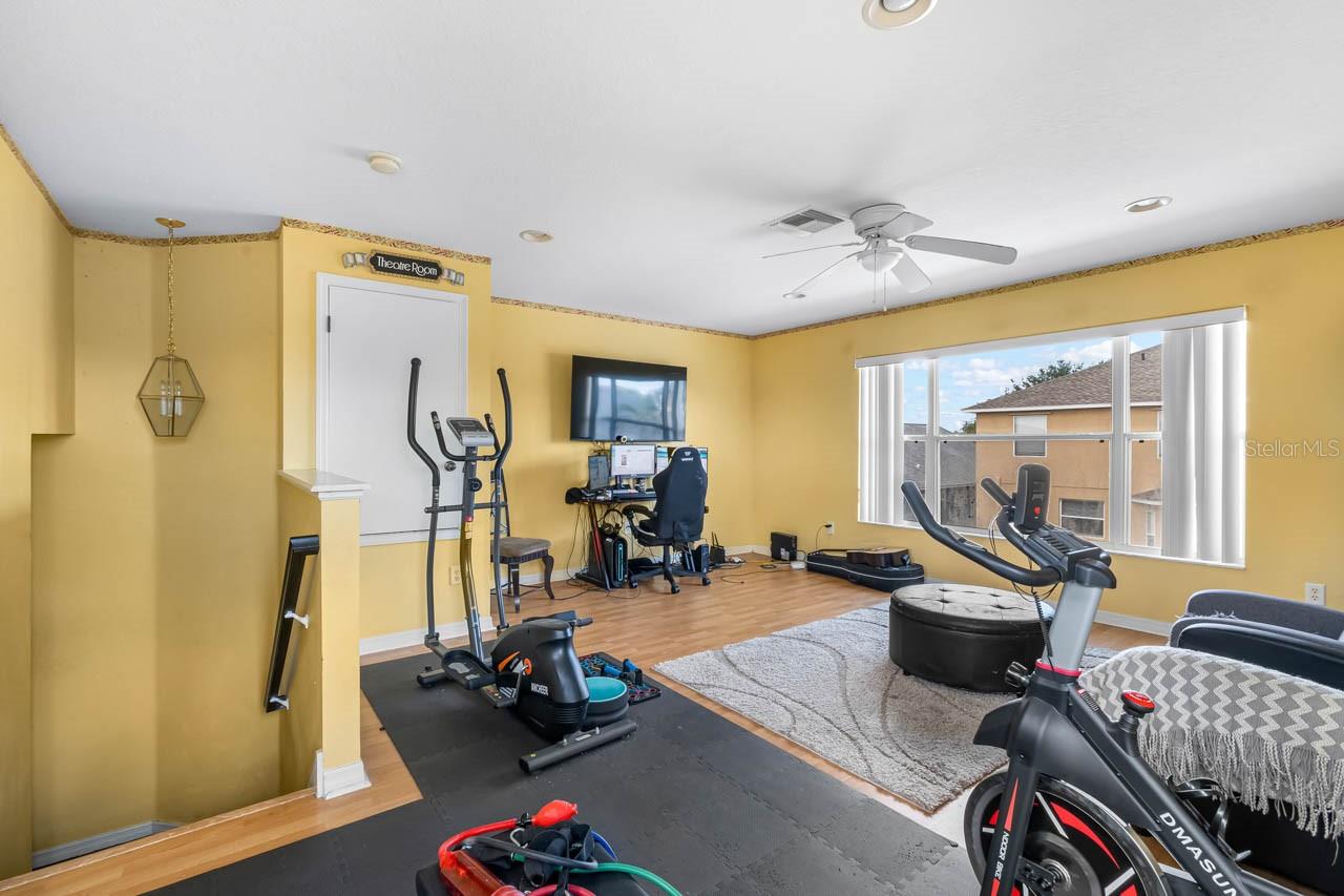 444 YORK DALE DR — photo 21