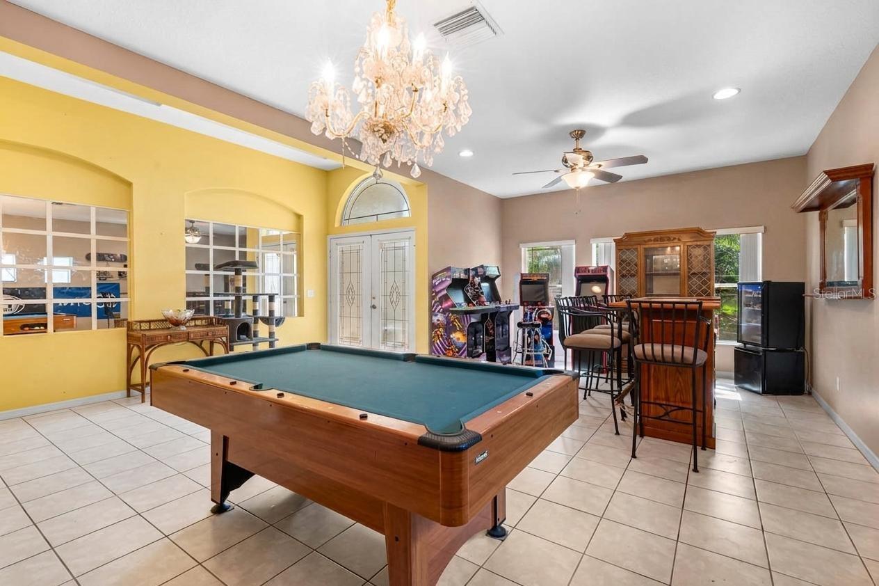444 YORK DALE DR — photo 4