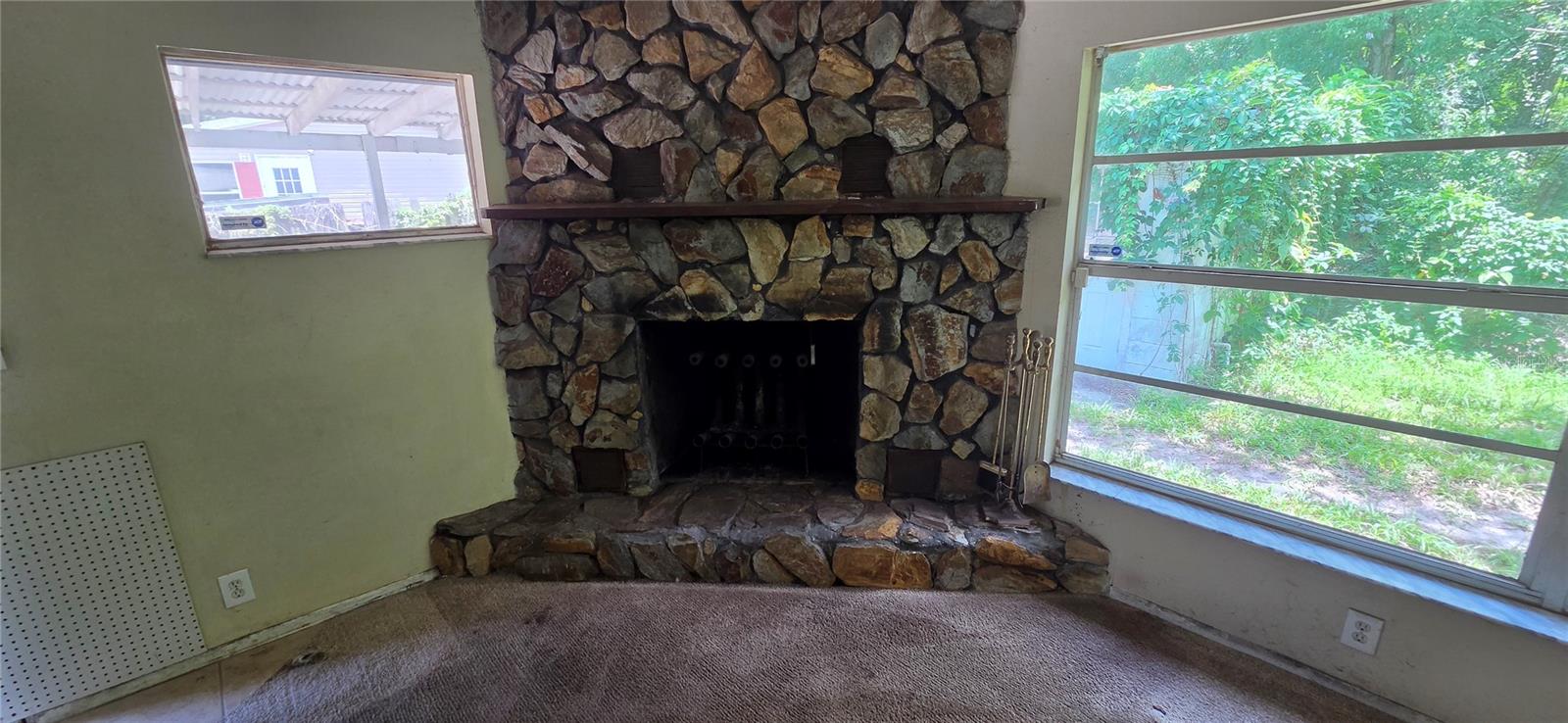 8944 MARIGOLD DR — photo 26