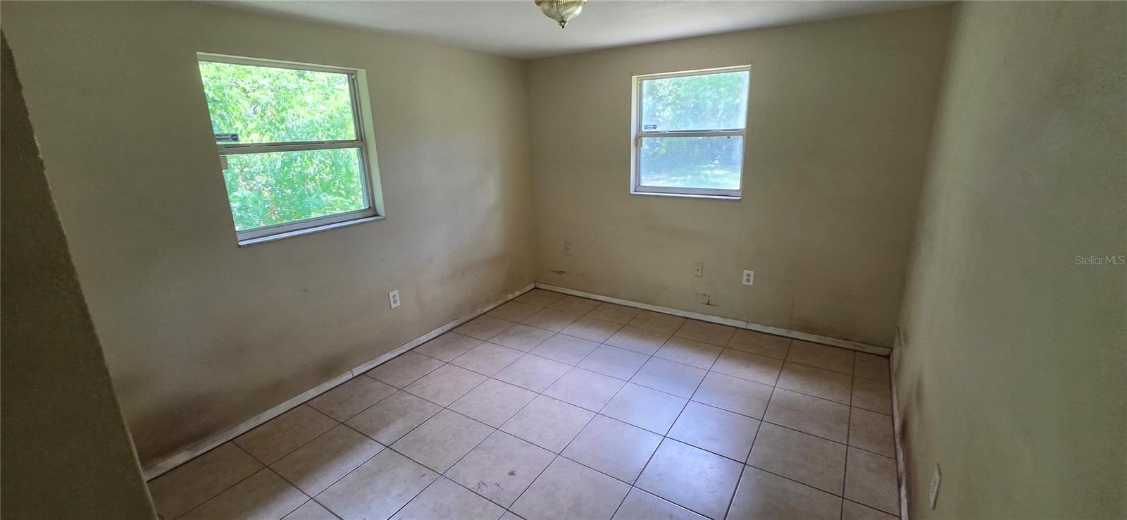 8944 MARIGOLD DR — photo 13