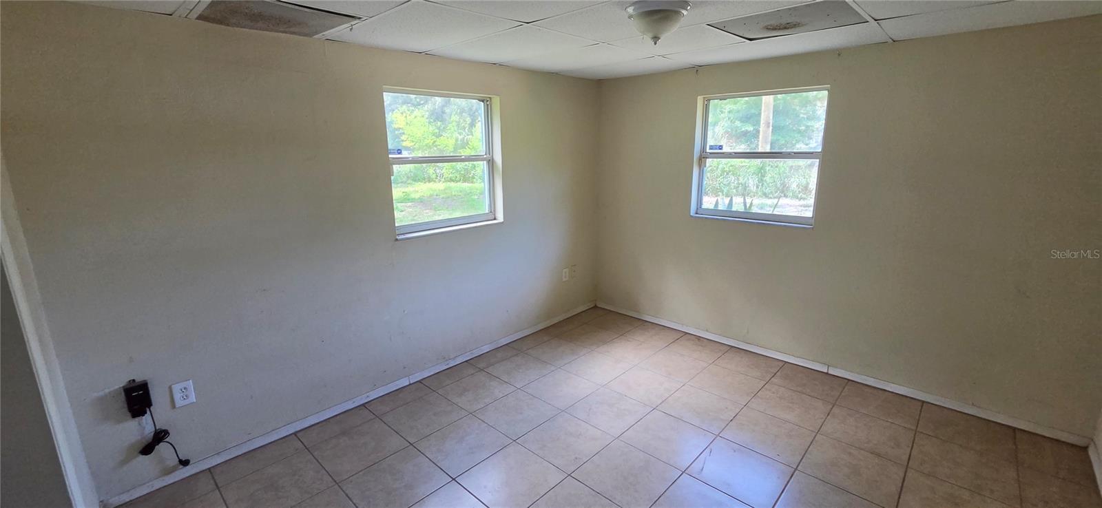 8944 MARIGOLD DR — photo 17