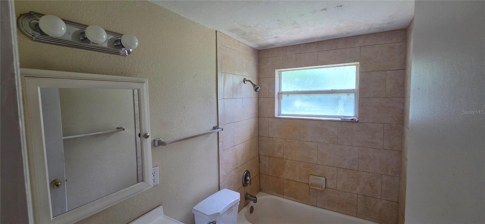 8944 MARIGOLD DR — photo 16